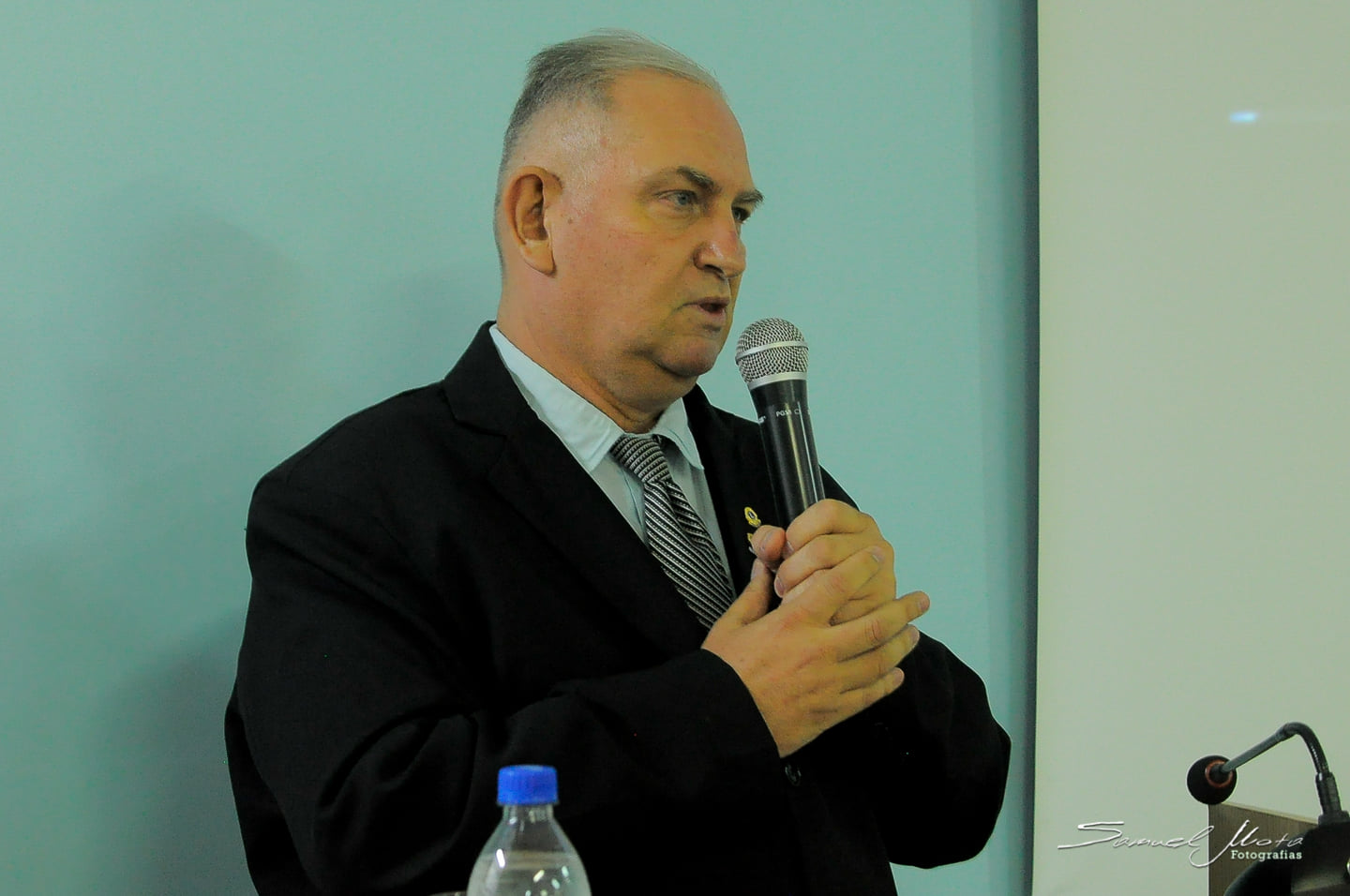 Geraldo Both conquista primeiro lugar em concurso de poesias do Lions