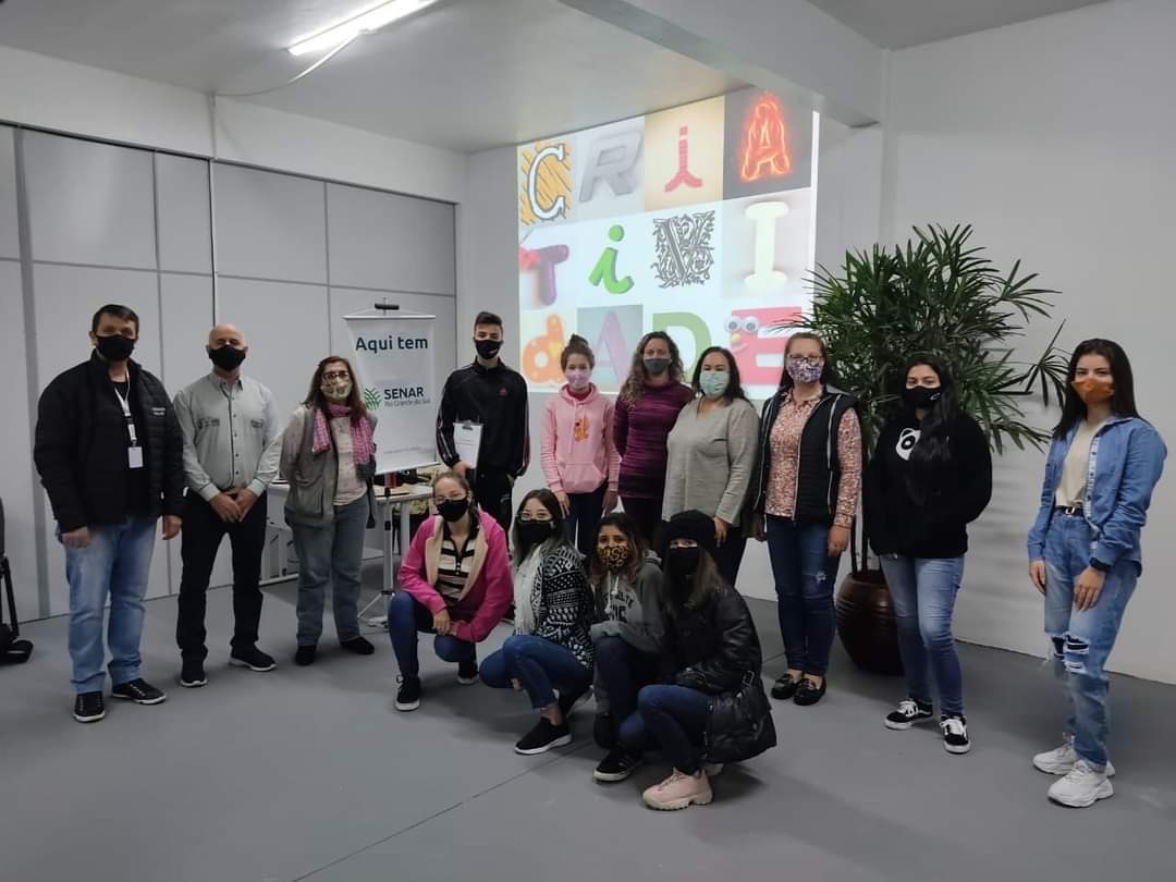 FGTAS/Sine Rolante promove curso de autoconhecimento e relacionamento interpessoal