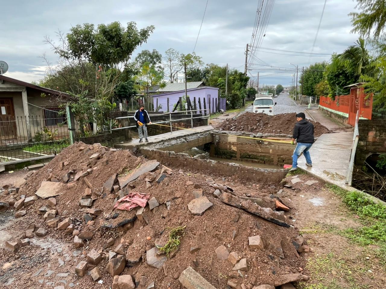 Prefeitura de Taquara alega que atraso na obra de uma ponte do município é resultado da falta de materiais