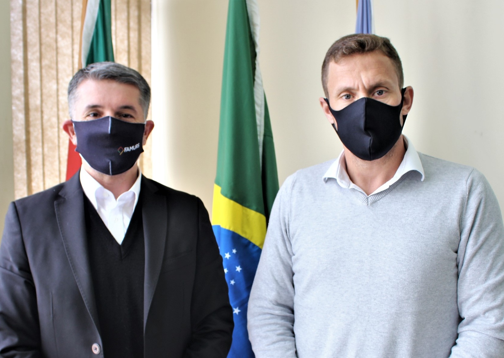 Prefeito de Parobé recebe a visita do presidente da Famurs Maneco Hassen
