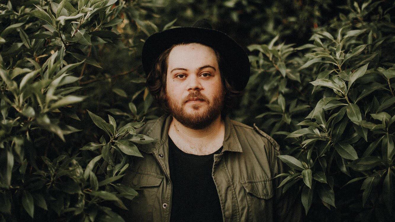 Nova música de Fiuk tem o três-coroense Jéf como um dos compositores