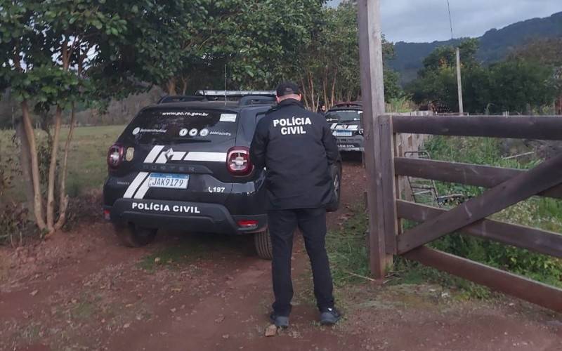 Operação Acalento é realizada em Rolante e prende suspeito de abusar da enteada