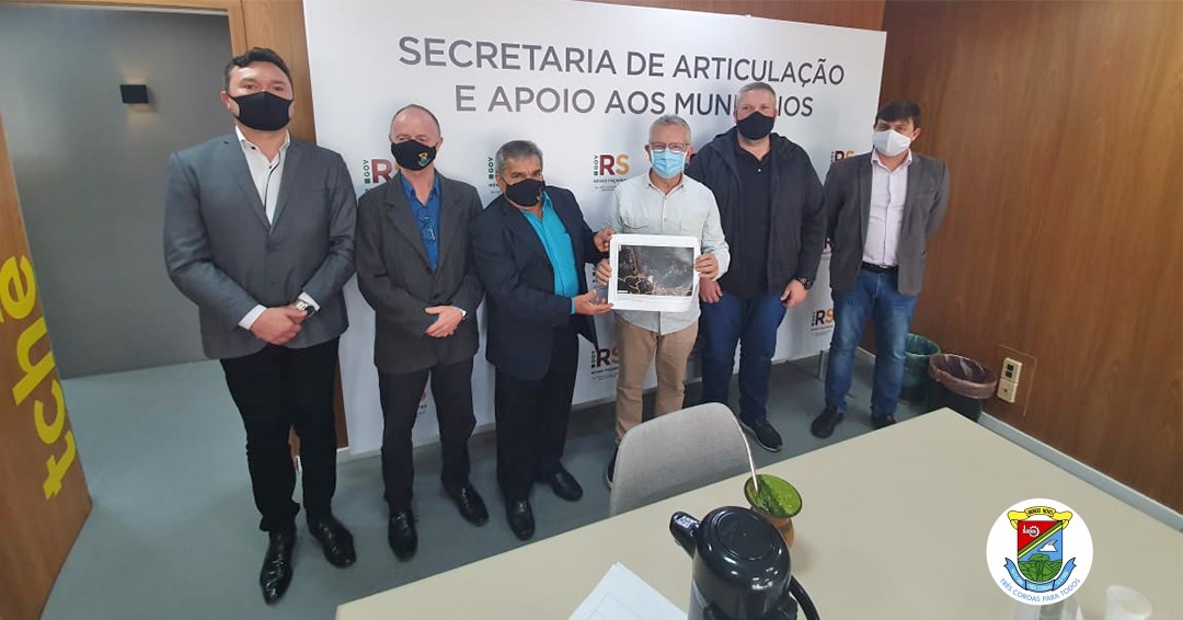 Comitiva de Três Coroas se reúne com representante do governo do Estado e apresenta proposta de ligação asfáltica até Gramado