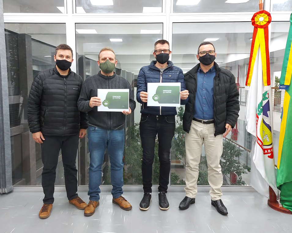 Clube Serra Grande apresenta resultados do Parque Alto da Pedra à prefeitura de Igrejinha