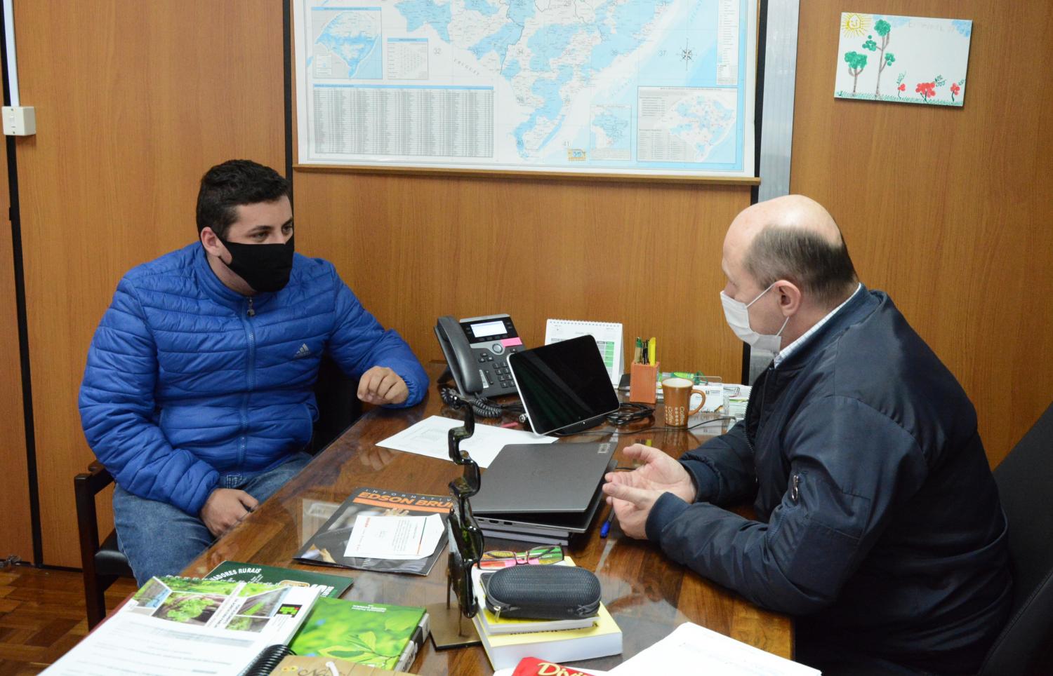 Júnior Eltz participa de reunião sobre o desenvolvimento rural