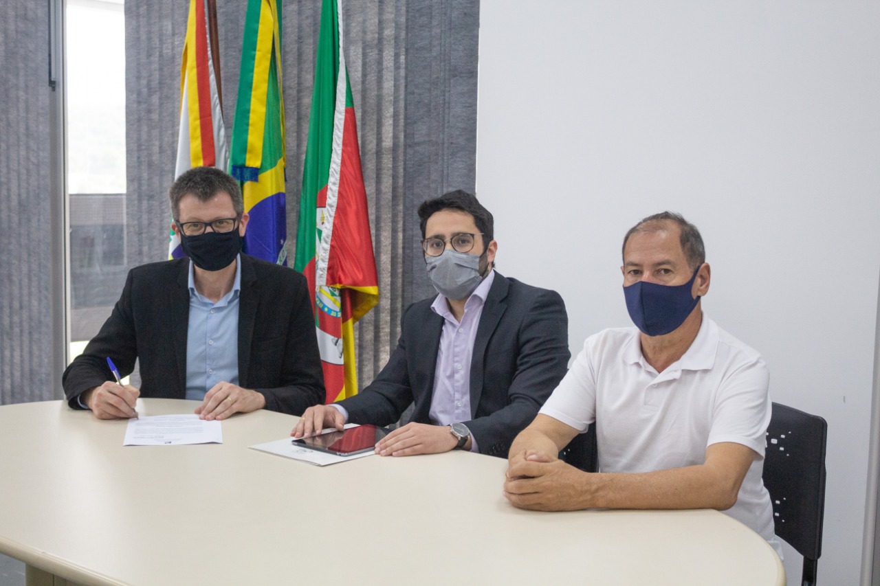 Prefeitura de Igrejinha realiza parceria com Defensoria Pública para realização da 'Oficina das Famílias'