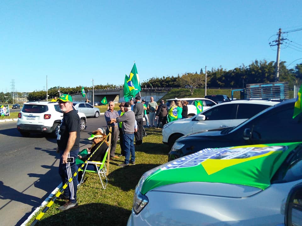 Taquara registra manifestação em apoio a Bolsonaro e ao "Voto Impresso Auditável"