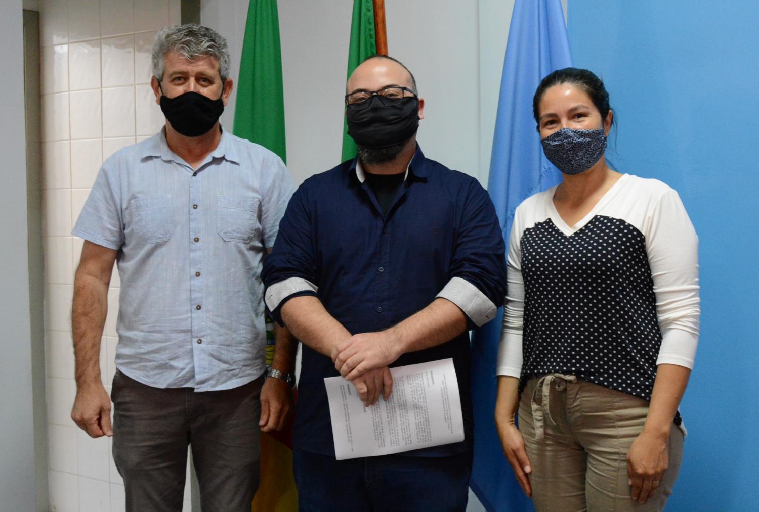 Armando Schneider é empossado como vereador em Taquara