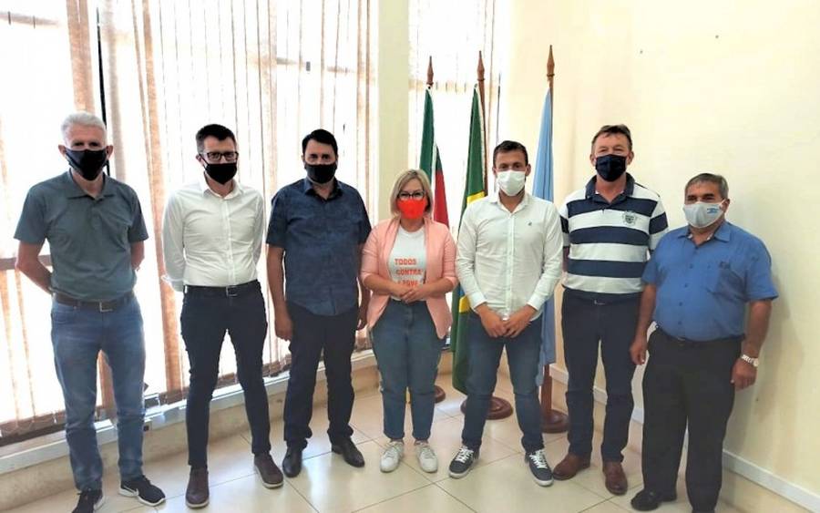 Ampara segue lutando para manter os repasses do Governo do Estado aos hospitais da região