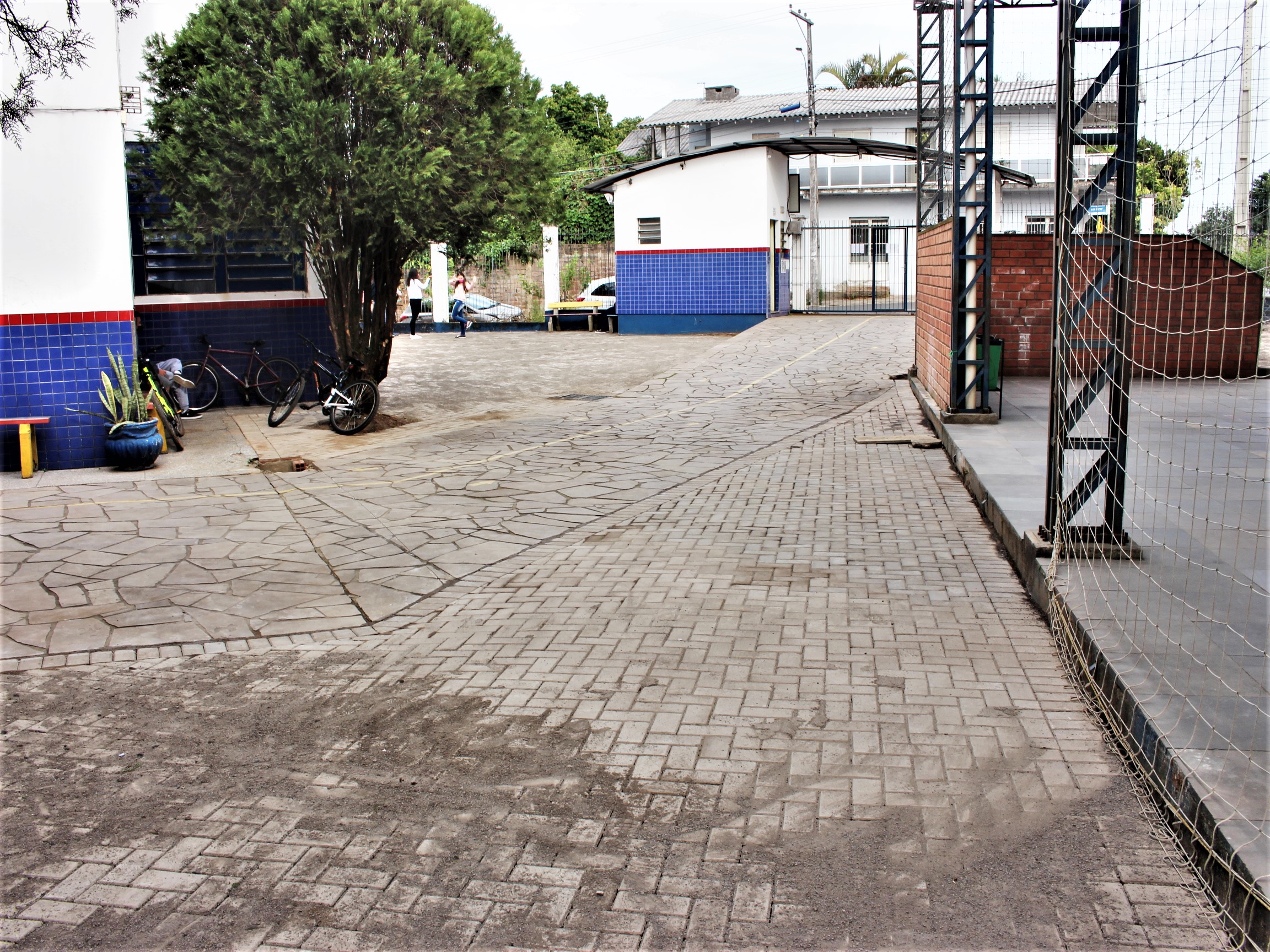 Prefeitura de Parobé realiza obras de melhorias na escola Artuíno Arsand