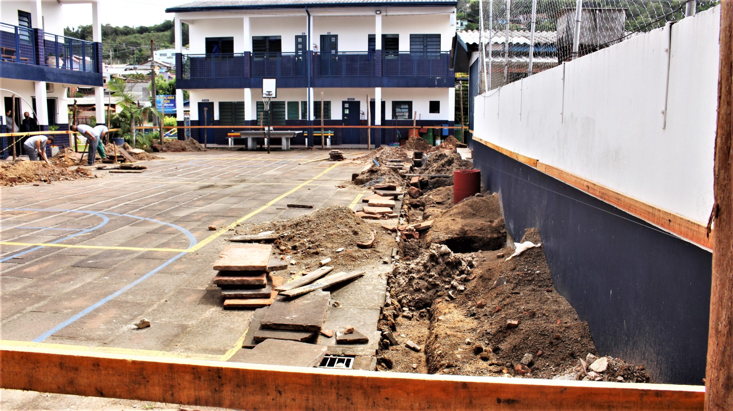 Parobé anuncia cobertura na quadra esportiva da Escola Leopoldo Frederico Willers