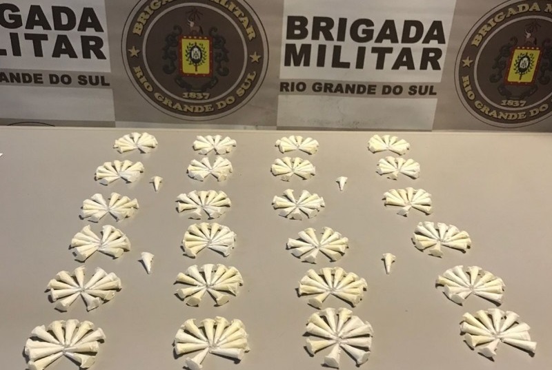 Homem é preso por tráfico de drogas em Taquara