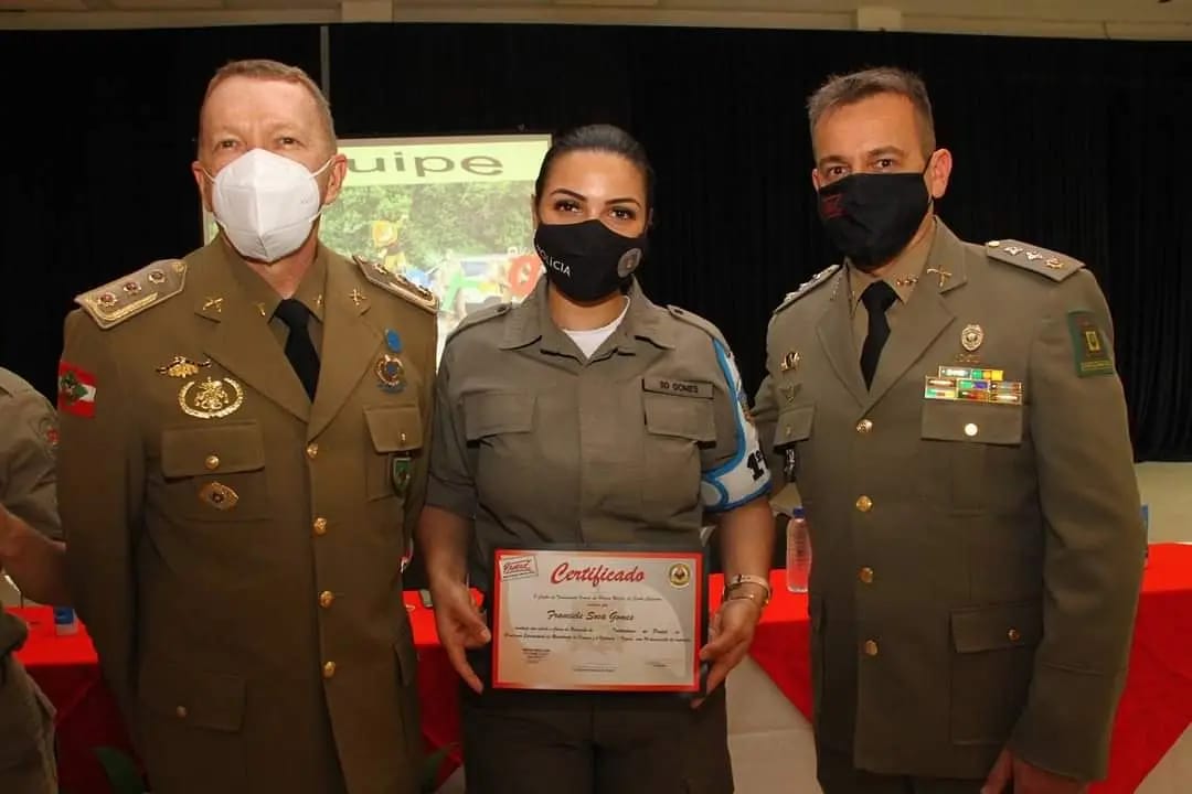 Policial da Brigada Militar de Igrejinha se forma como instrutora do Proerd em Santa Catarina