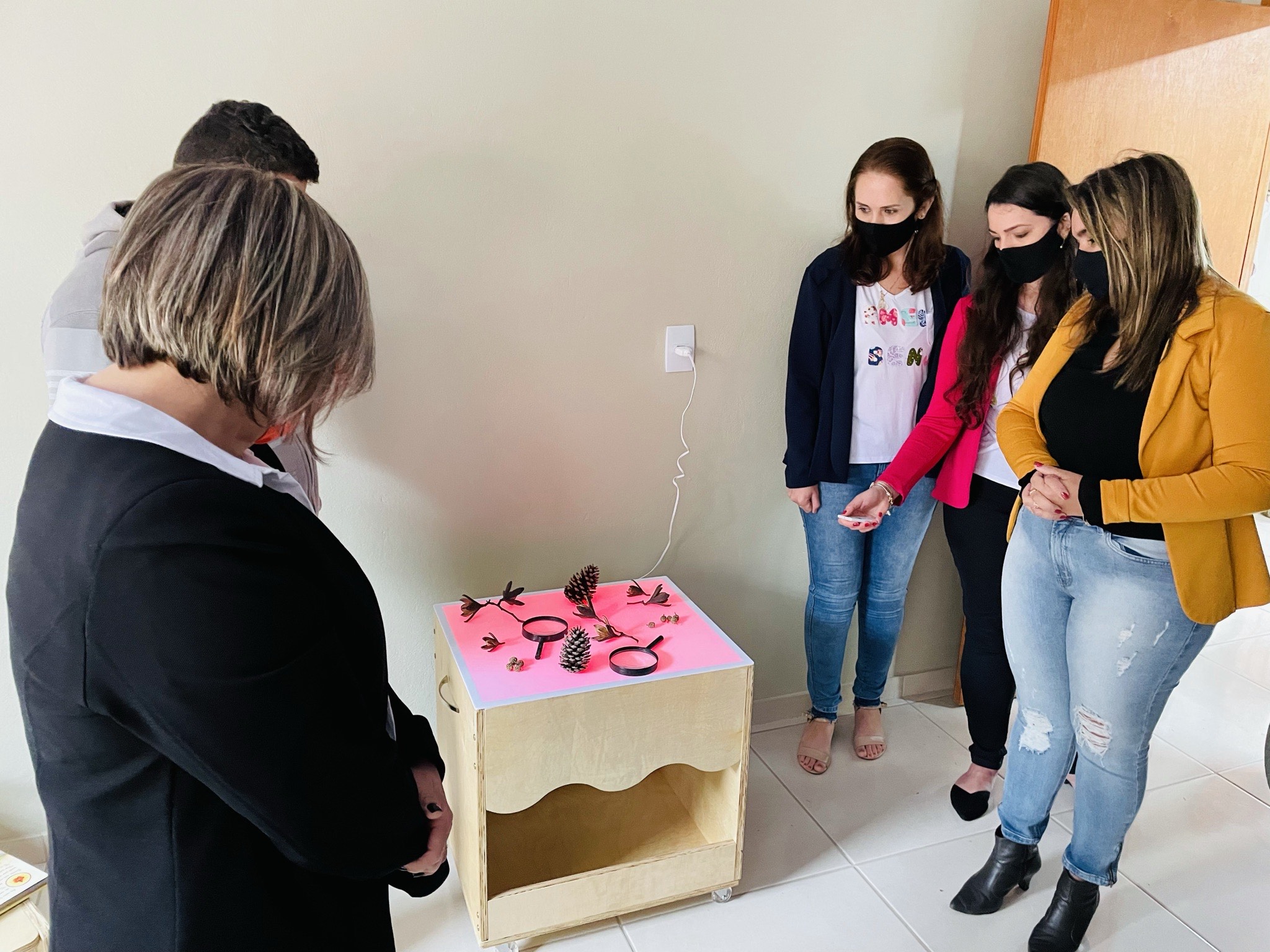 Vovô Benjamin inicia oficialmente as atividades com crianças do bairro Eldorado em Taquara