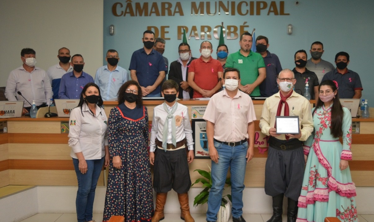 Vereadores de Parobé prestam homenagens a entidades do município