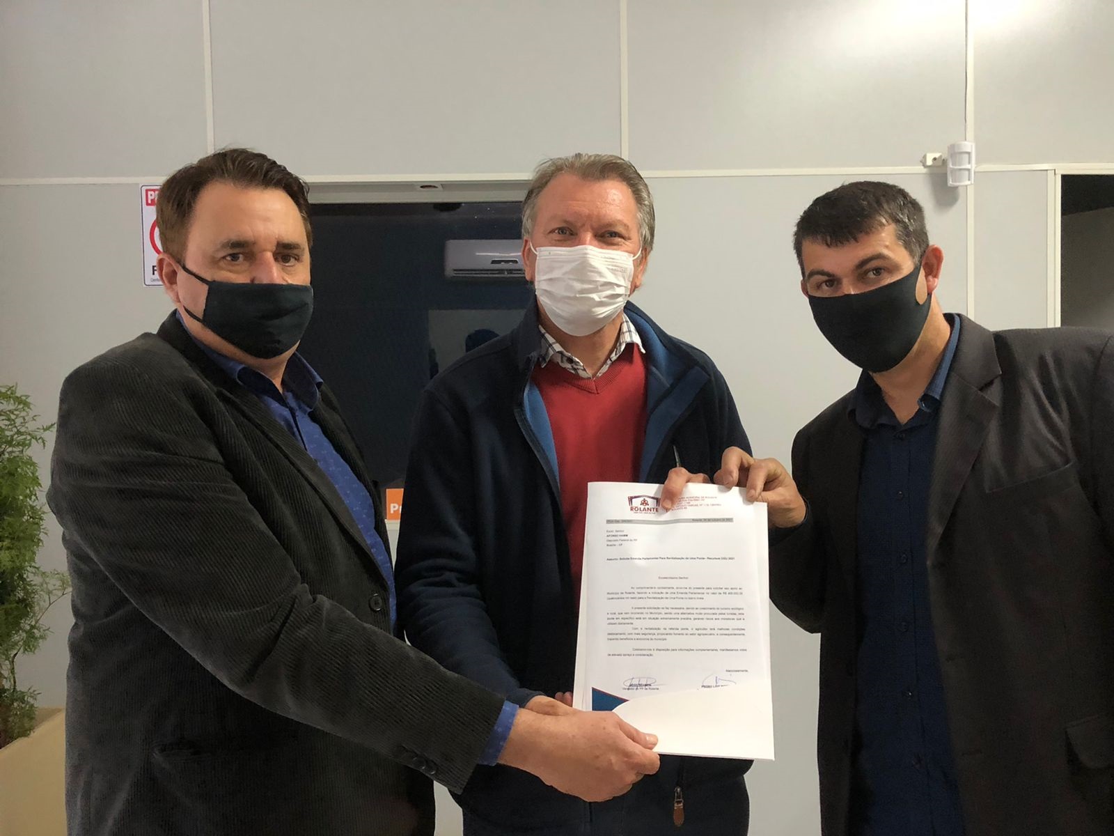 Deputado federal Afonso Hamm visita Rolante e oficializa entrega de emenda de R$ 150 mil para a área da saúde