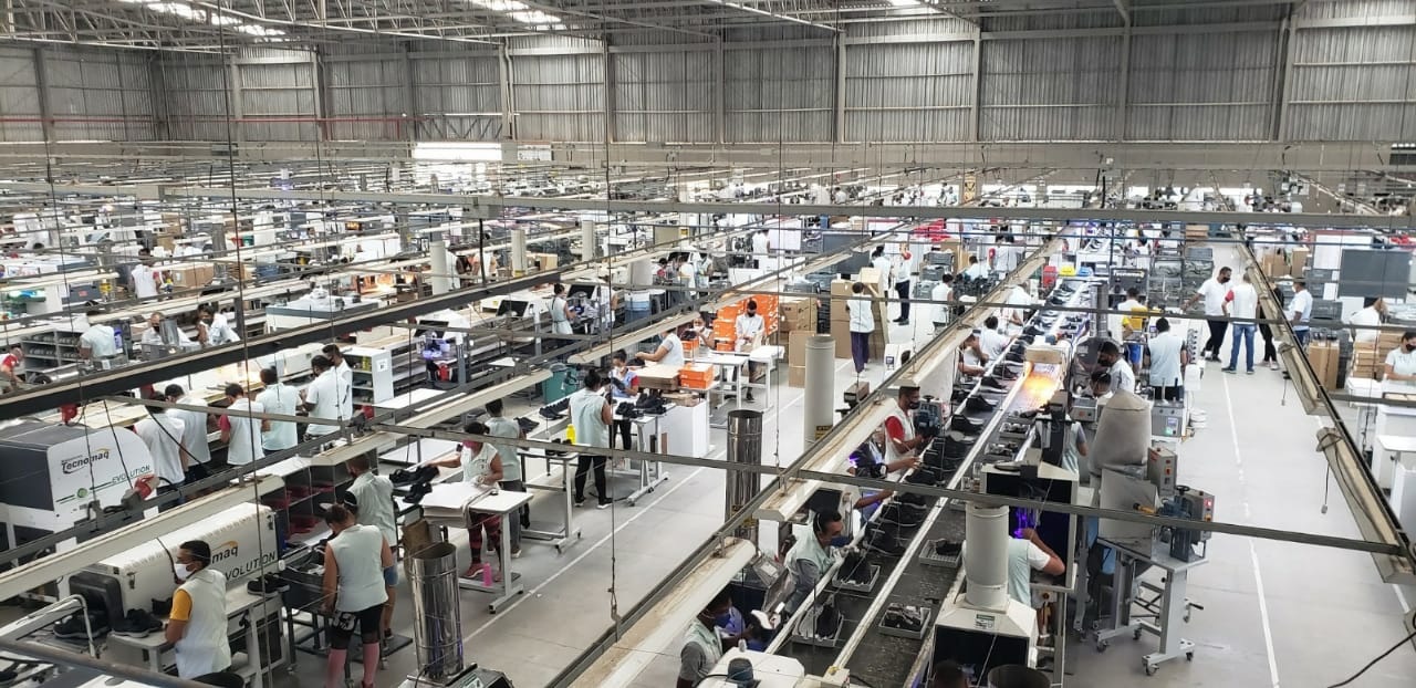 Setor calçadista gerou 26,7 mil vagas de trabalho em 2021