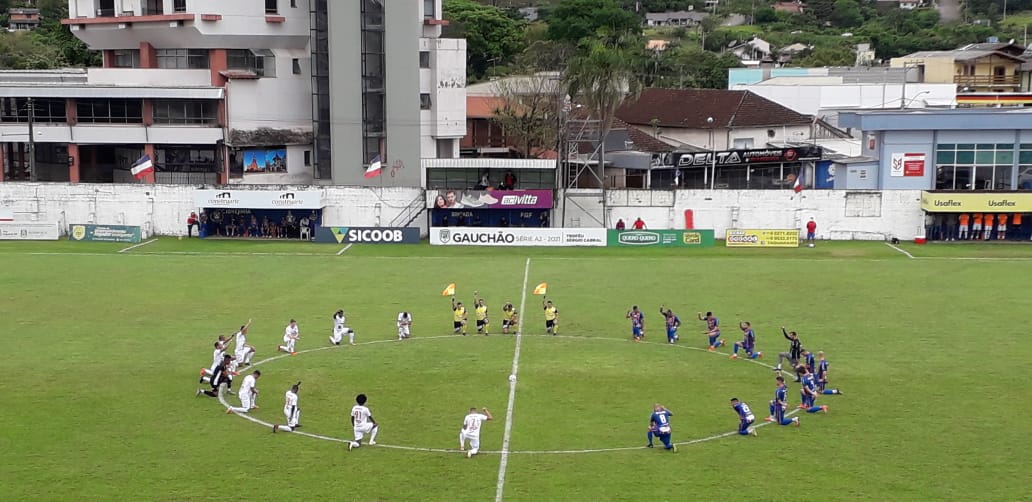 Igrejinha fica no empate com o Passo Fundo