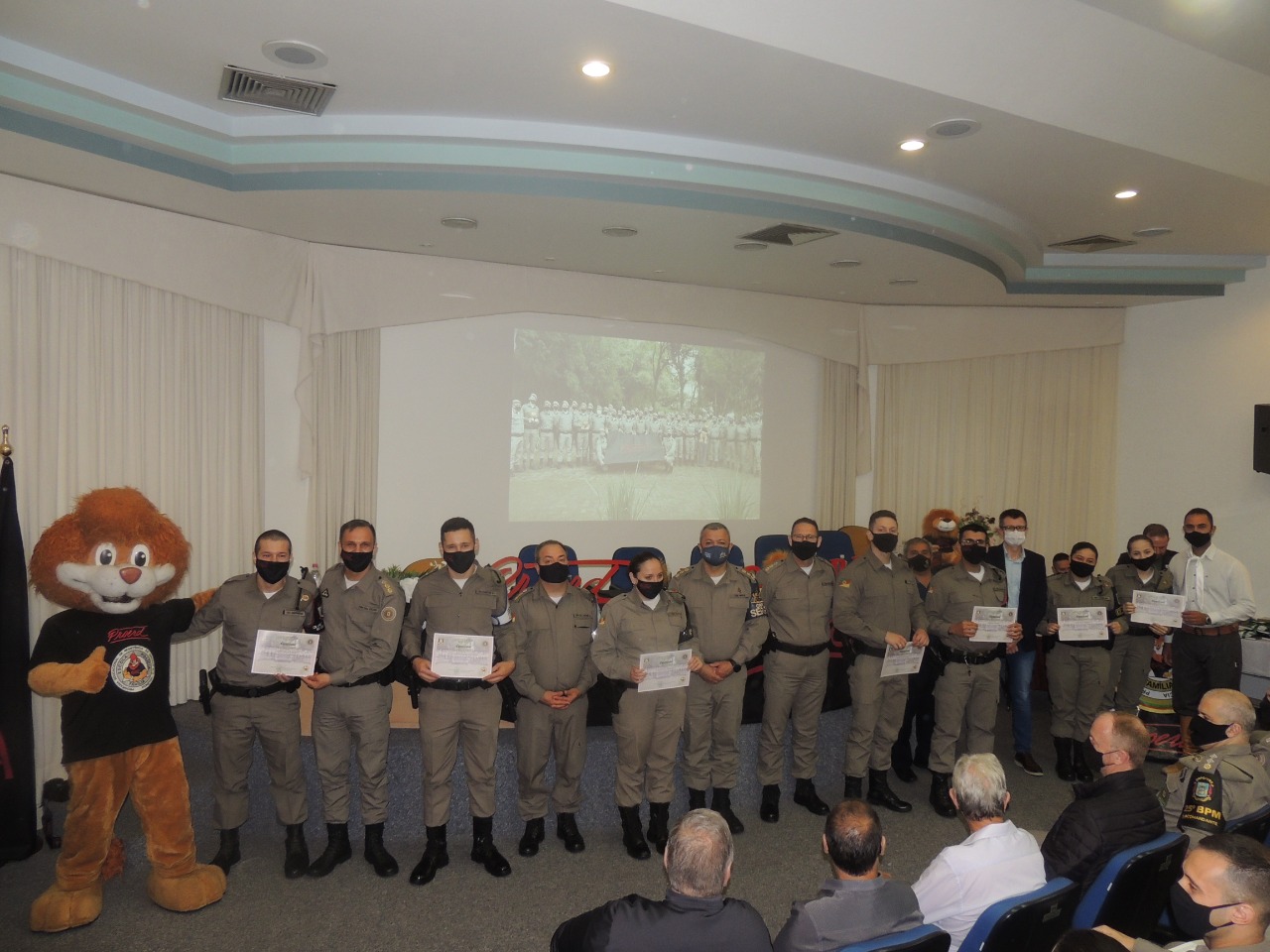Brigada Militar realiza formatura do curso de instrutores do Proerd em Igrejinha