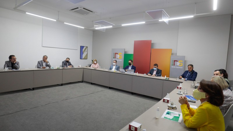 Governo do Estado flexibiliza regras sanitárias e libera ocupação máxima de ambientes