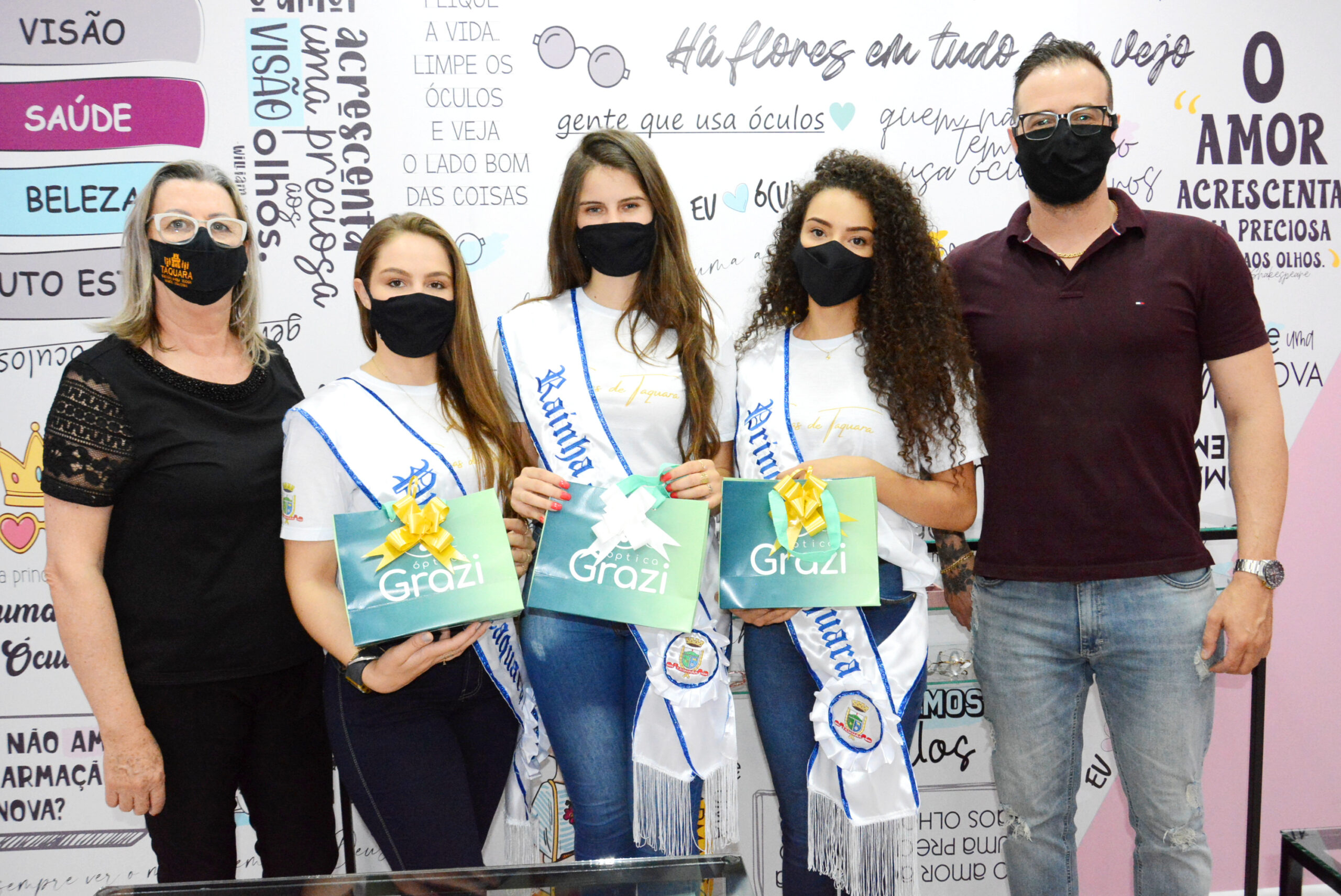 Soberanas do Município de Taquara são presenteadas pela conquista do título