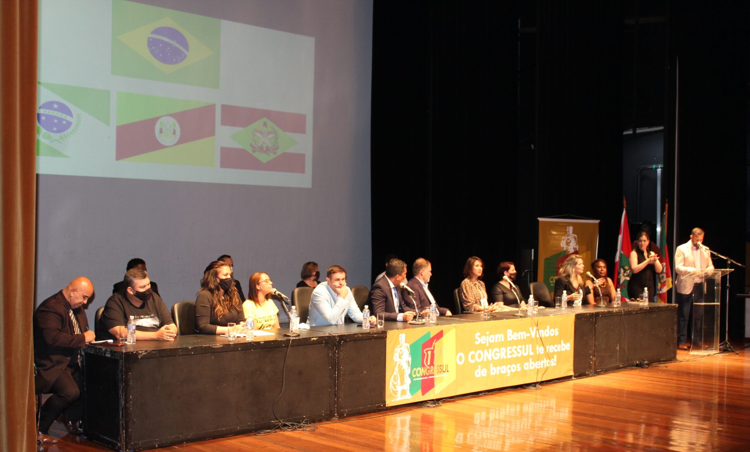 Representantes de Três Coroas participam do 11º Congresso Sul Brasileiro de Conselheiros Tutelares