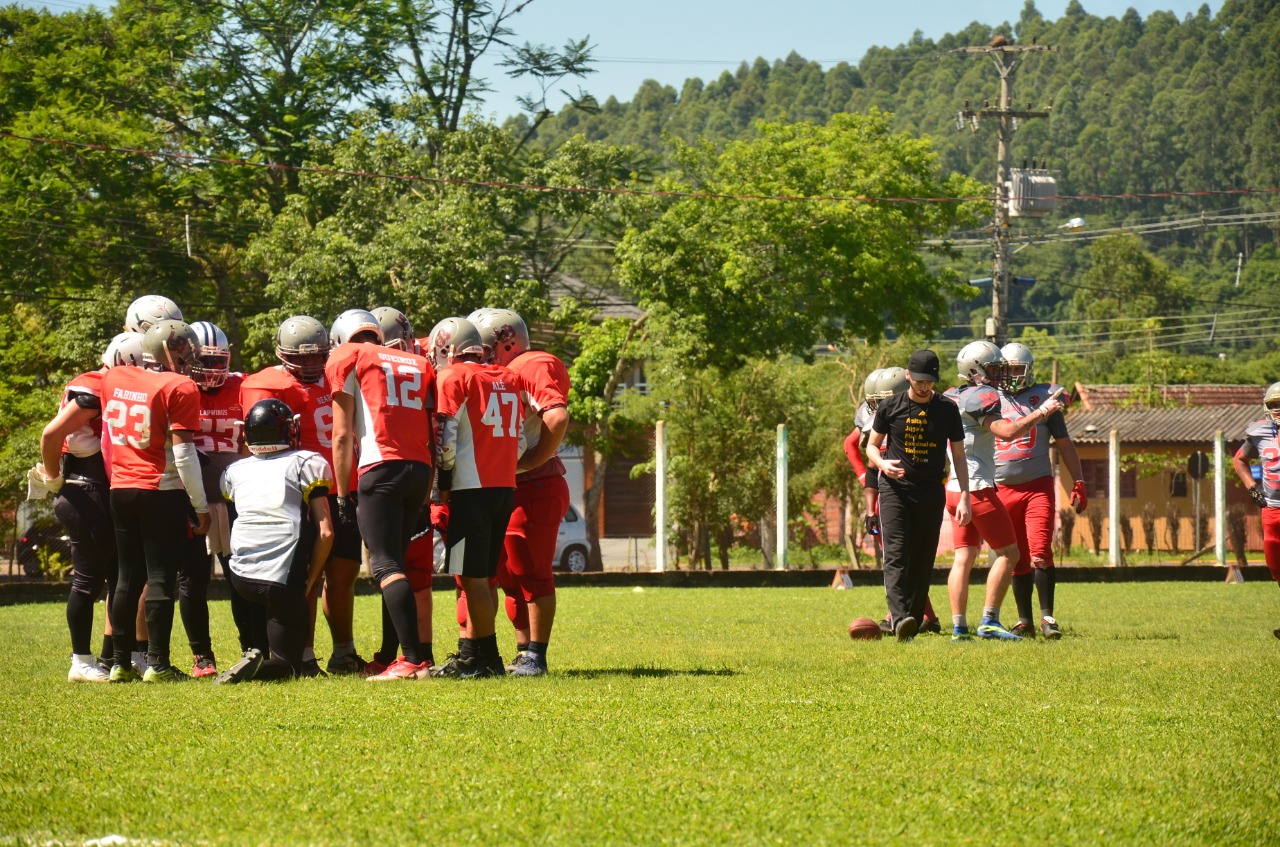 Departamento de Esportes de Taquara dá apoio à equipe de futebol americano