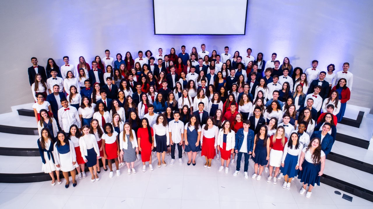 Abertura do 16º Natal Mágico de Taquara terá musical natalino com Coral do IACS