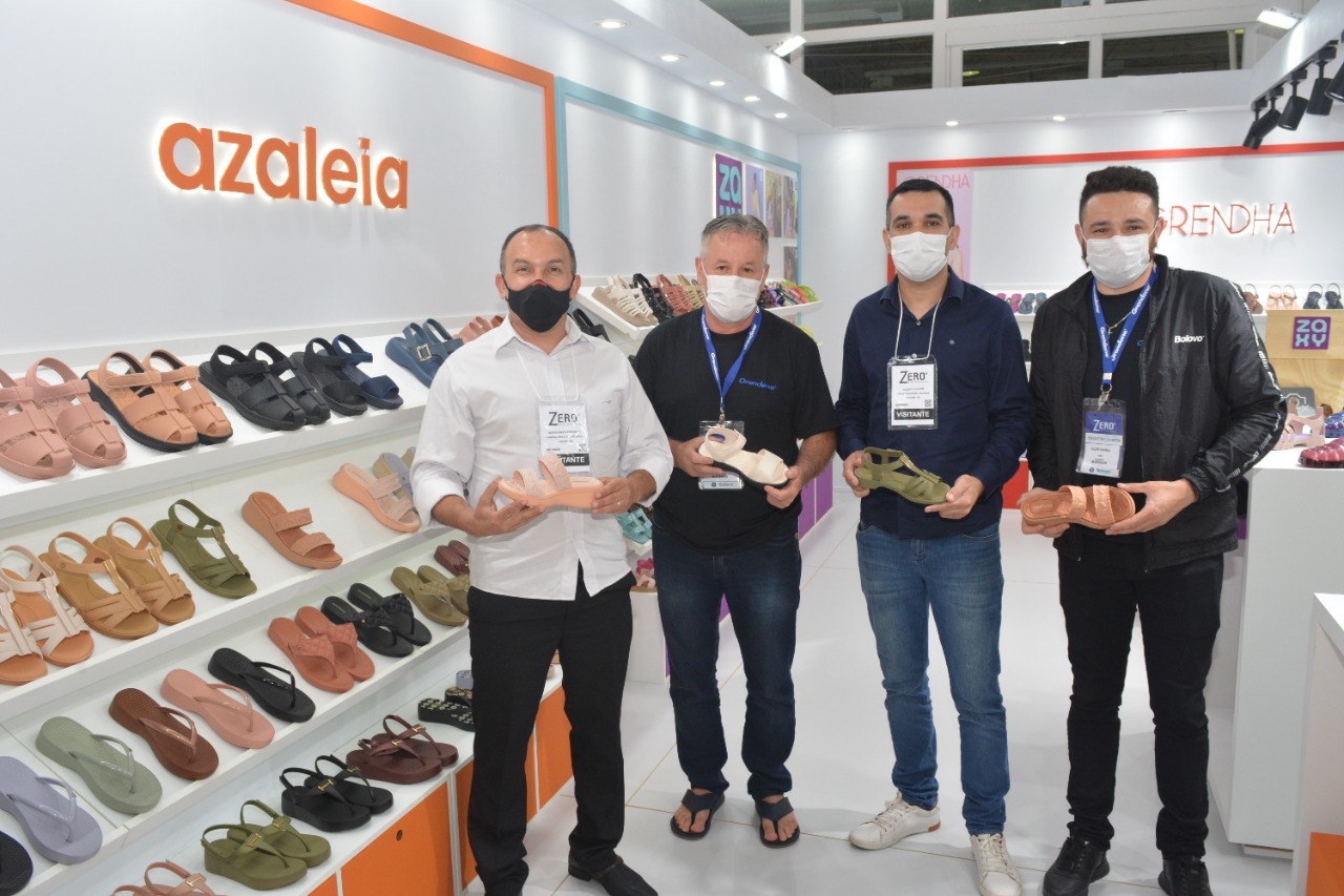 Vereadores de Parobé participam da feira Zero Grau, em Gramado