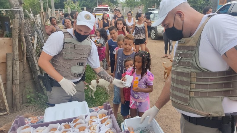 32º Batalhão de Polícia Militar promove ação social de Natal em Taquara