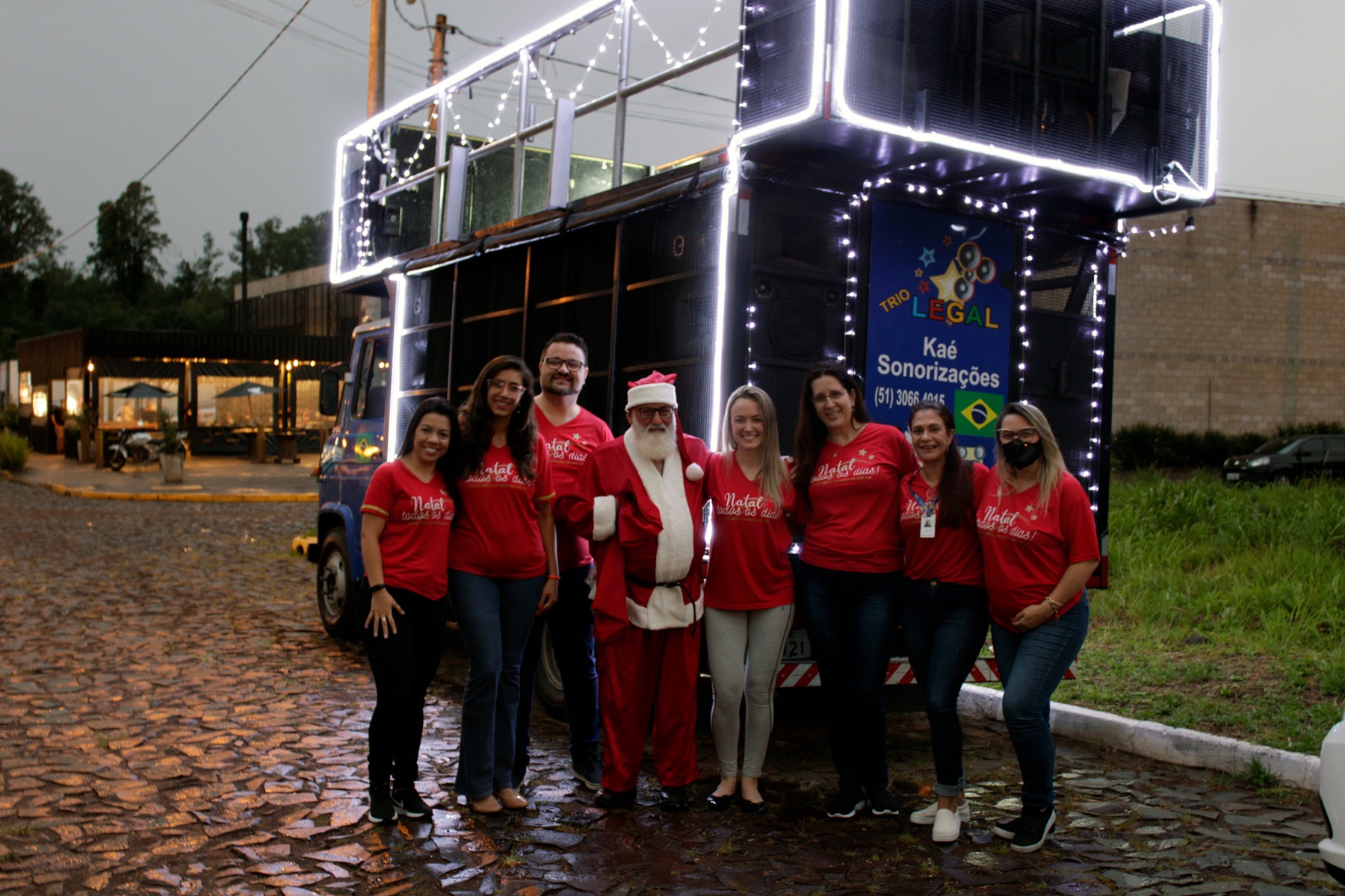 Programação cultural itinerante da CDL Igrejinha e Três Coroas espalha o espírito natalino entre a comunidade