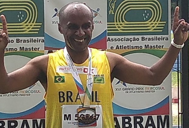 Atleta de Taquara retoma atividades após 18 anos de afastamento e conquista primeiro lugar na categoria master