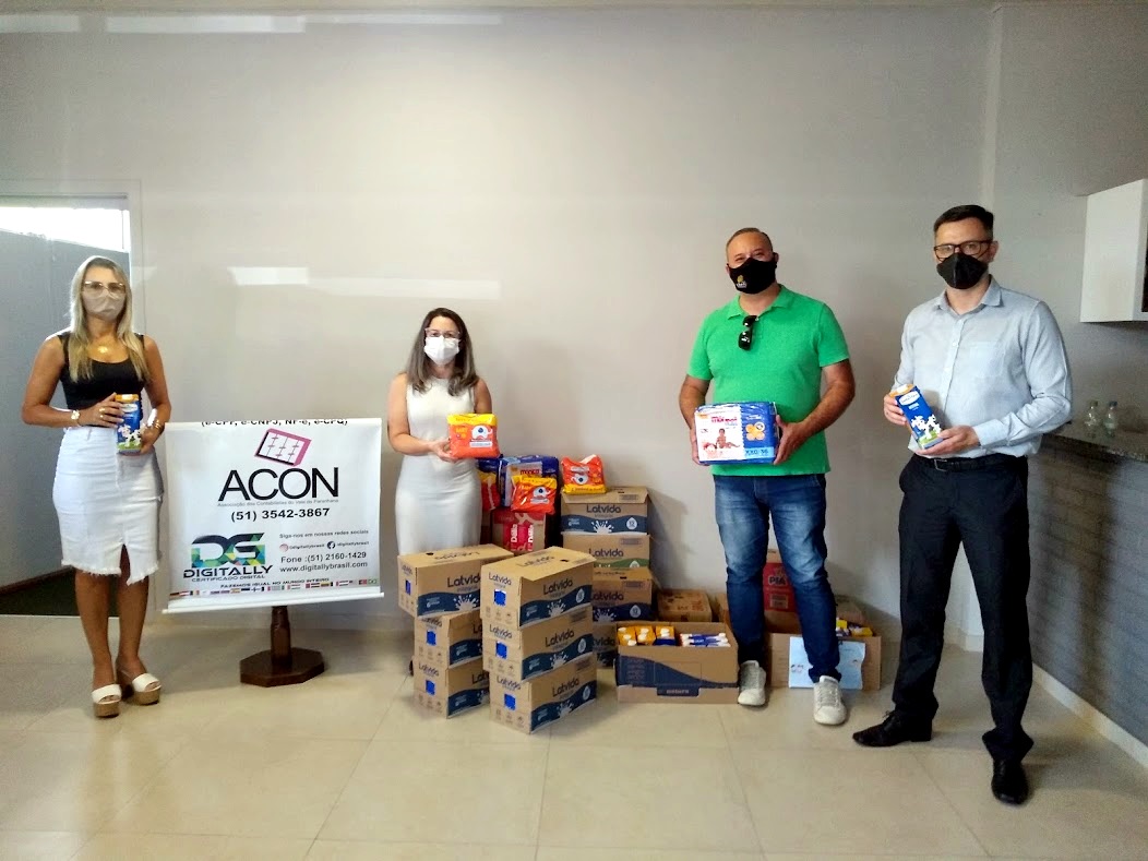 Campanha solidária da Associação dos Contabilistas arrecada mais de dois mil litros de leite para o Lar Padilha em Taquara