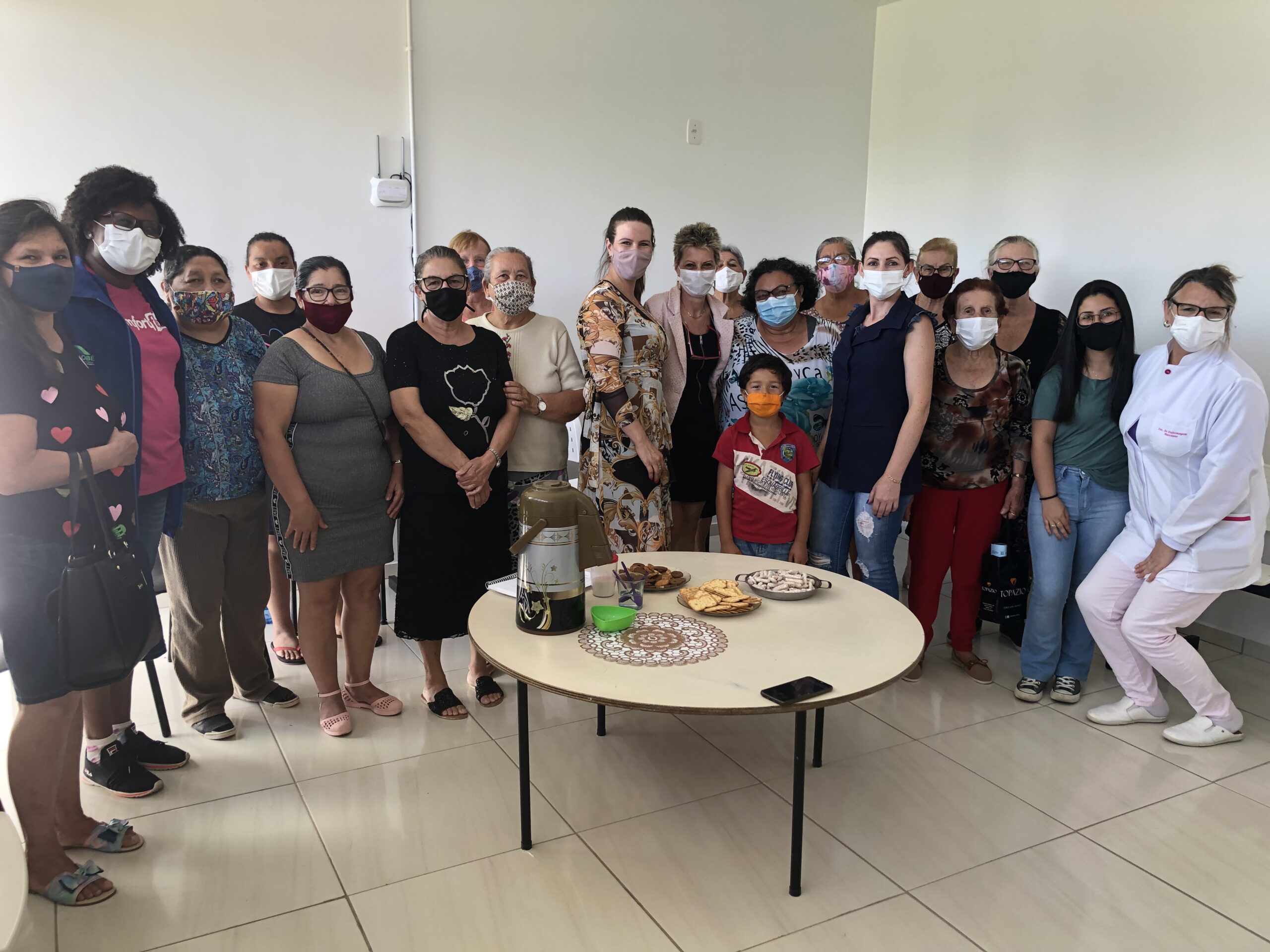Centro de Referência da Mulher participa de grupo promovido pela UBS Vila Nova em Parobé