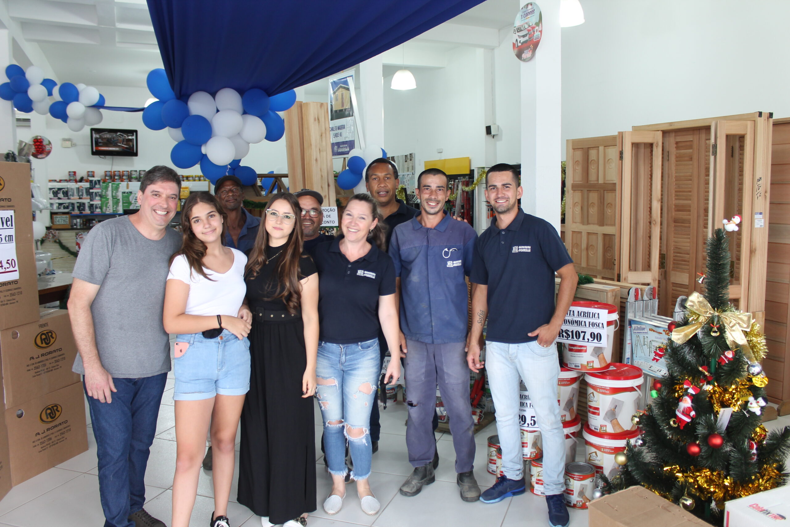 Conheça os ganhadores da bicicleta, kit móveis e chalé da Madeireira Guarujá