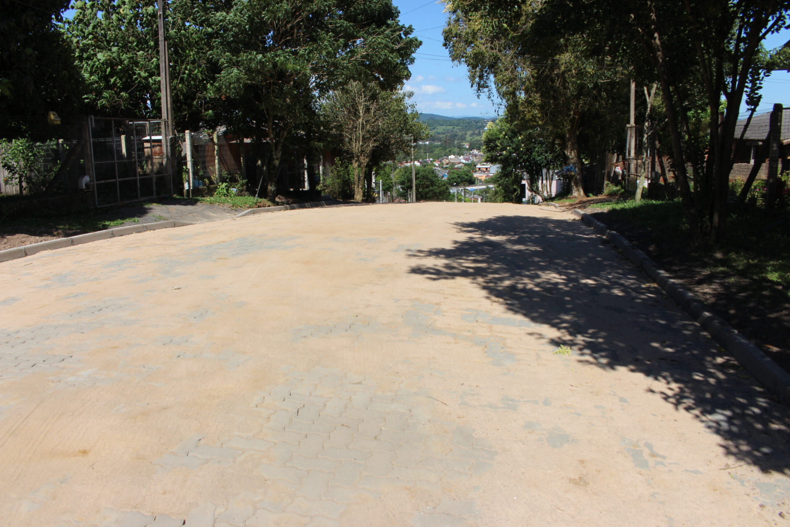 Prefeitura de Parobé conclui pavimentação da rua Aparício Antunes no bairro Planalto