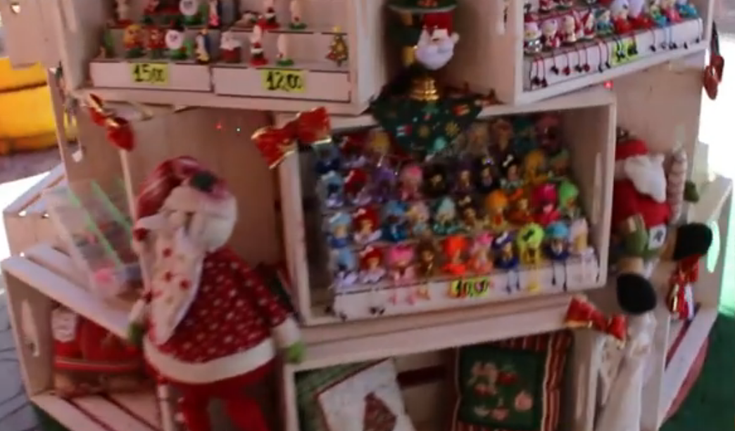 Feira de Natal segue até dia 24 de dezembro na Praça 1º de Maio em Parobé