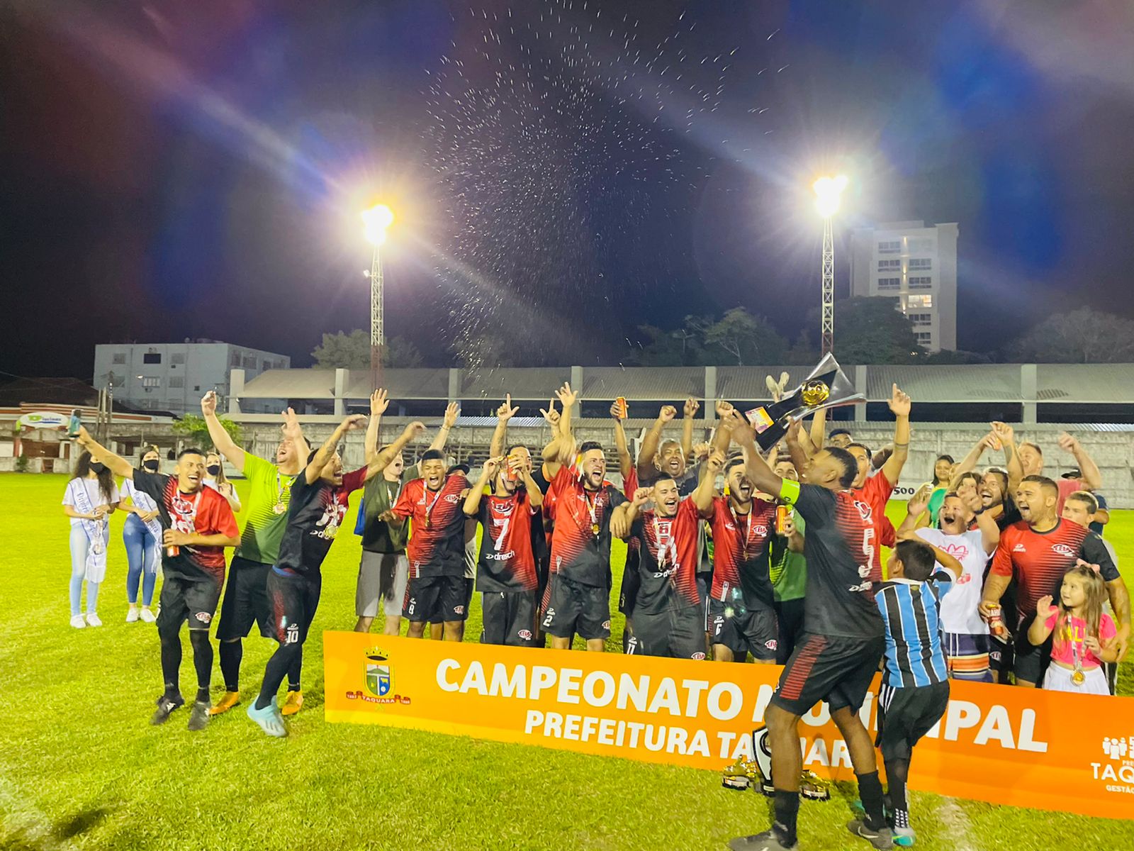 Atacado Leia/Aguifas vence o Municipal de Futebol de Taquara; VEJA FOTOS