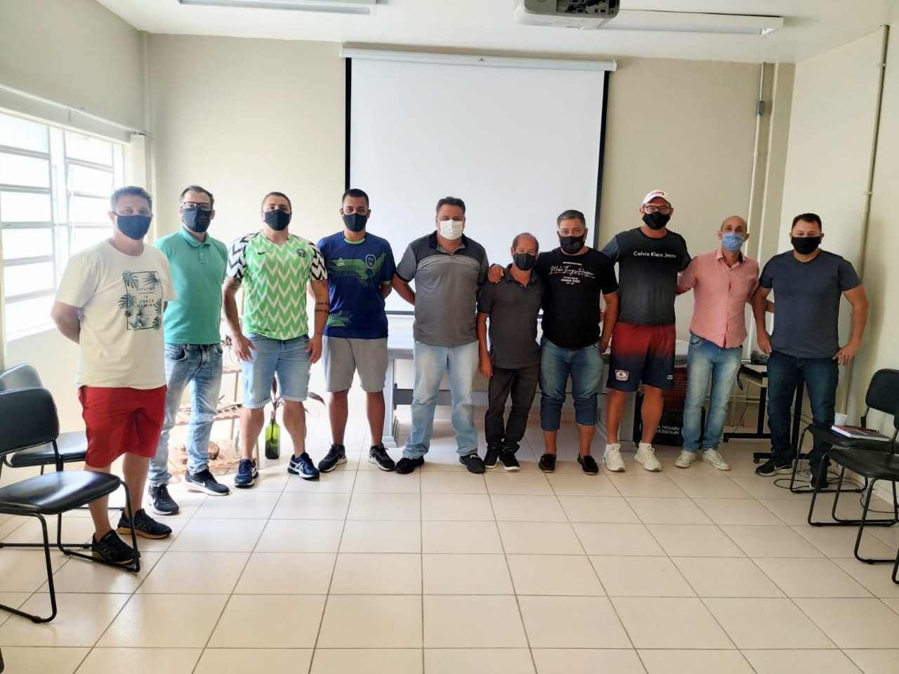 Diretores de Esporte do Vale do Paranhana se reúnem em Taquara para acertar detalhes da competição regional de futebol sete