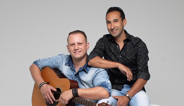 Dupla taquarense Gilson & Gabriel irá se apresentar no litoral norte neste final de semana