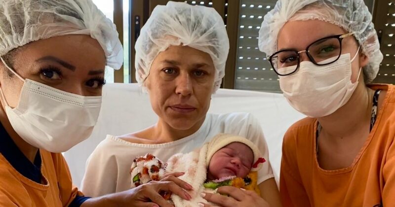 Djuly é o primeiro bebê do ano em Parobé