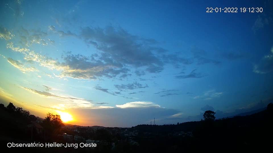 Máxima alcança 39,5º em Taquara neste sábado (22); segundo dia mais quente de 2022