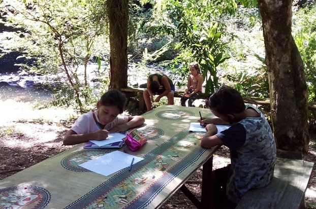 Secretaria de Educação de Riozinho proporciona saída de campo para alunos do Projeto Verão