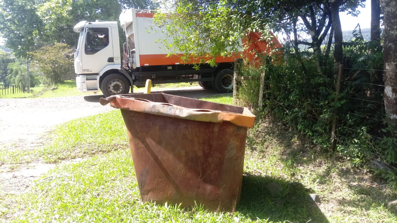 Prefeitura de Taquara instala lixeira comunitária na Picada Francesa