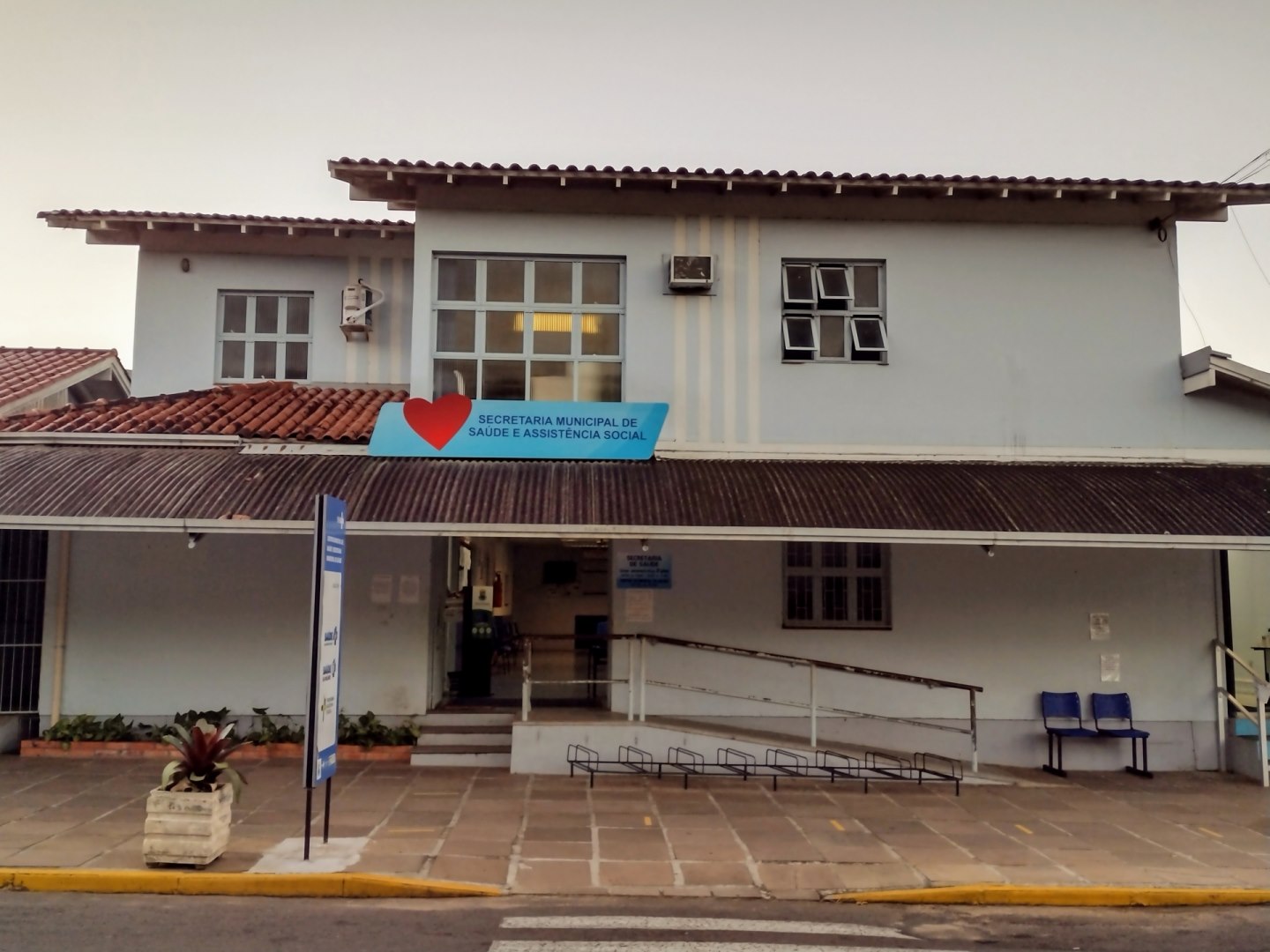 Três-coroenses reclamam sobre falta de atendimento pediátrico no Posto de Saúde Central