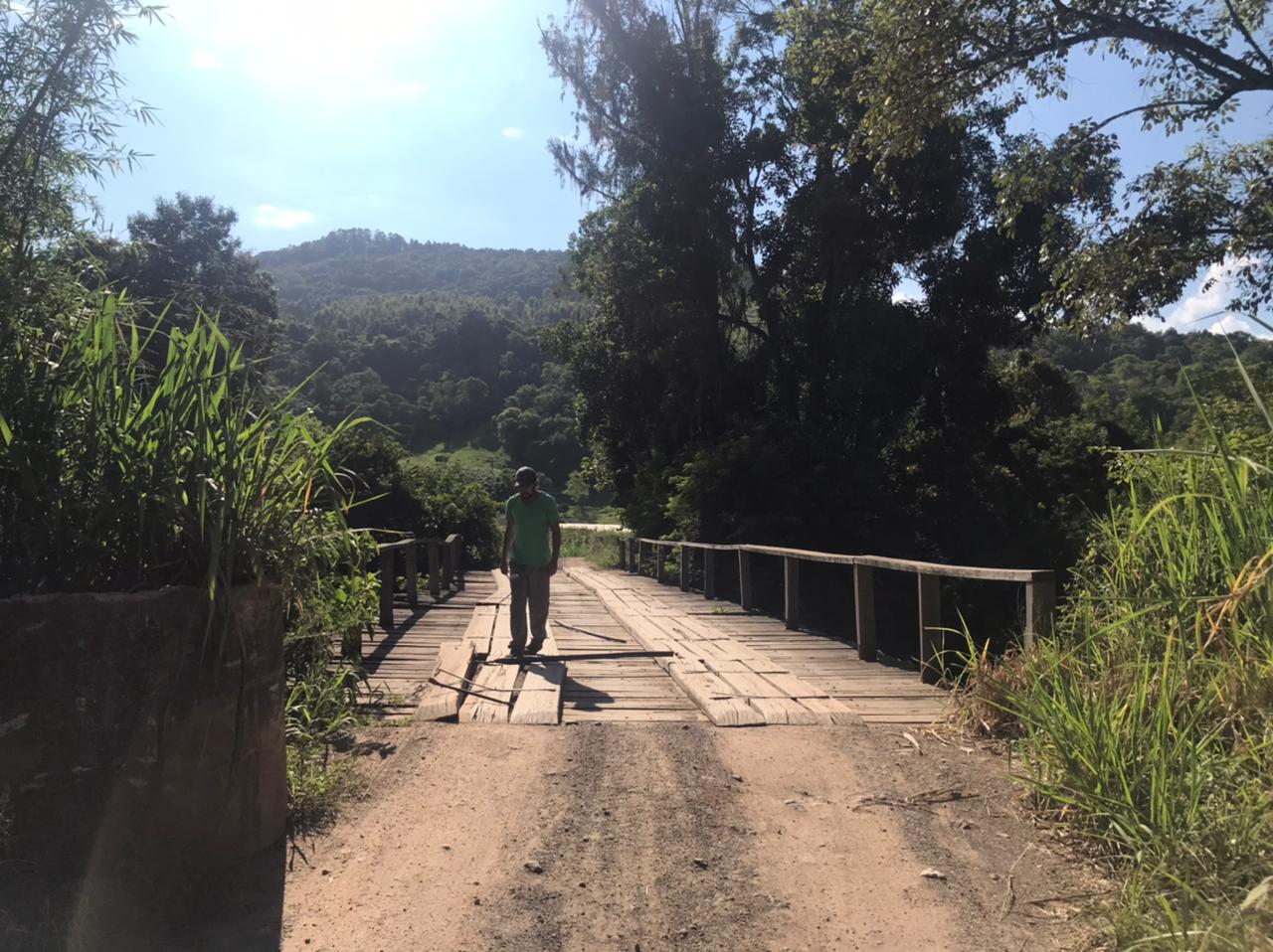 Começam as obras de nova ponte na localidade de Padilha