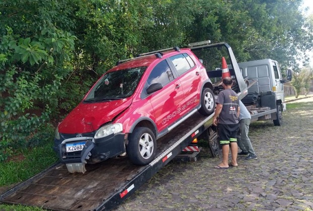 Veículo roubado em Parobé é achado abandonado em Taquara