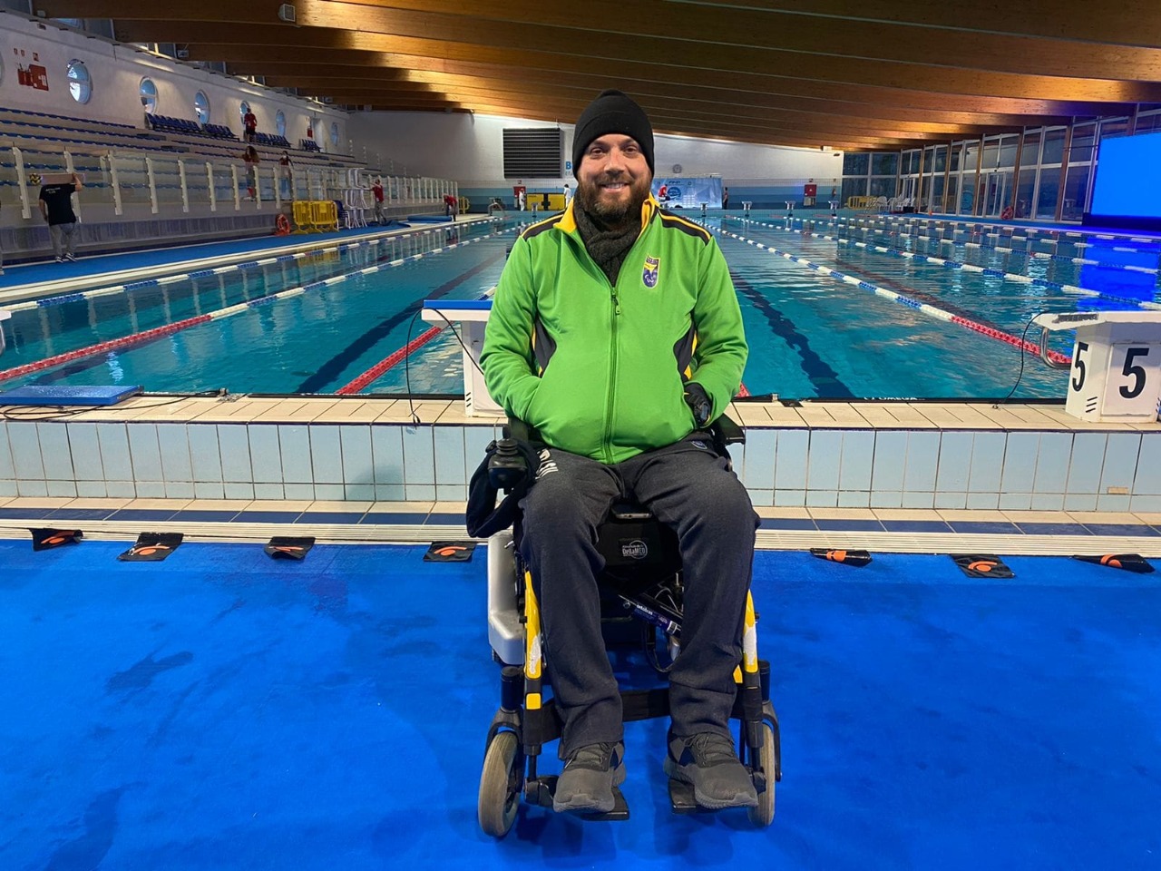 Paratleta de Três Coroas participa de competição na Itália e bate recorde das Américas em natação