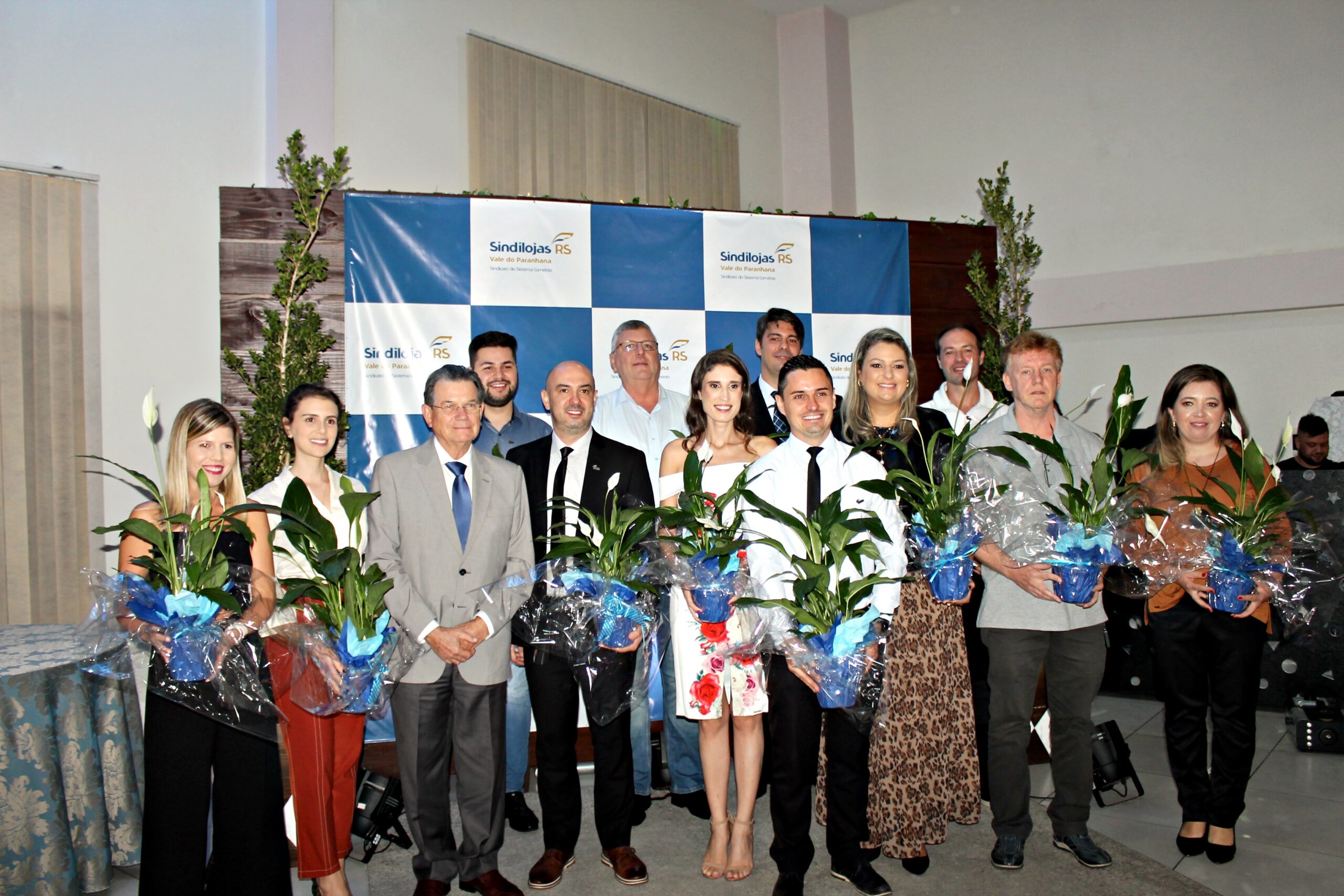Nova diretoria do Sindilojas Vale do Paranhana toma posse para a gestão 2022/2026