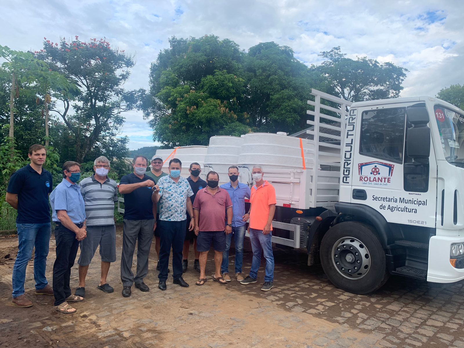 Administração Municipal entrega caminhão Trans Fish para Associação de Piscicultores de Rolante